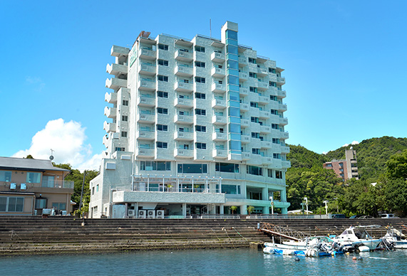 鳥羽わんわん外観