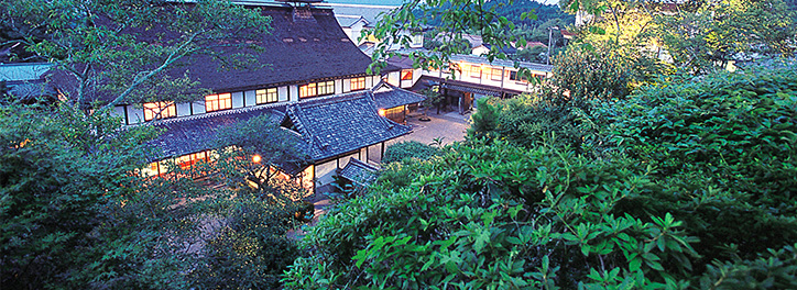 吉野山 名園の宿 竹林院群芳園
