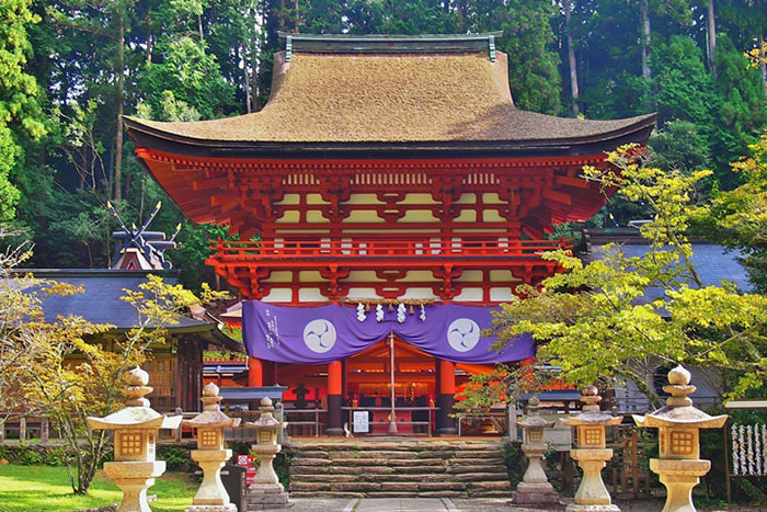 高野山総鎮守　丹生都比売神社